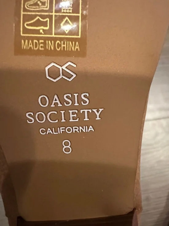 Oasis Society size 8  brown and cream floral  slip on ankle boots. Like new - Picture 4 of 5